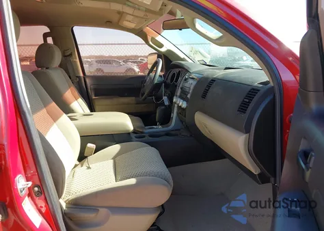 2011 Toyota Tundra Grade 4.6L V8 from USA, damaged, VIN 5TFUM5F10BX025168